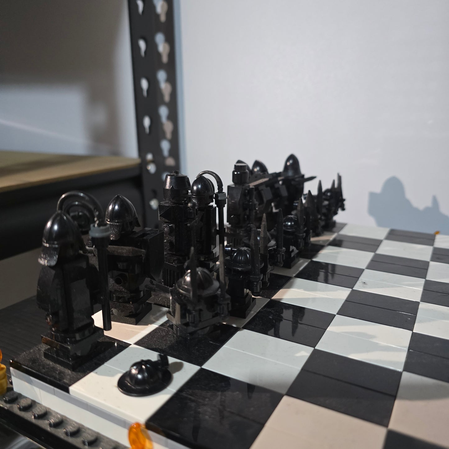 LEGO Harry Potter Hogwarts Wizard's Chess set (76392).