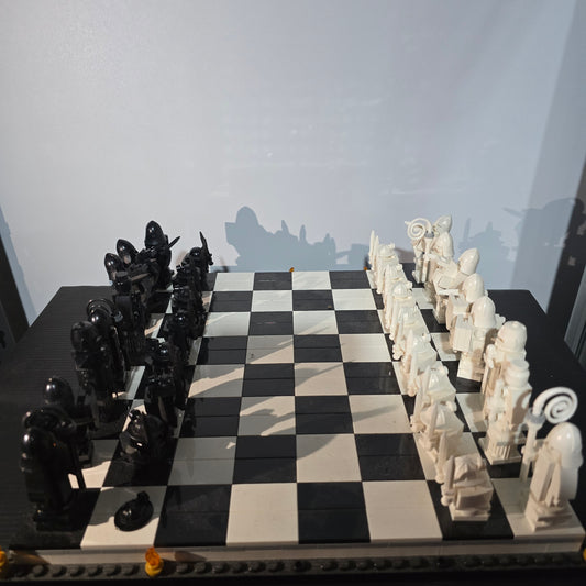LEGO Harry Potter Hogwarts Wizard's Chess set (76392).