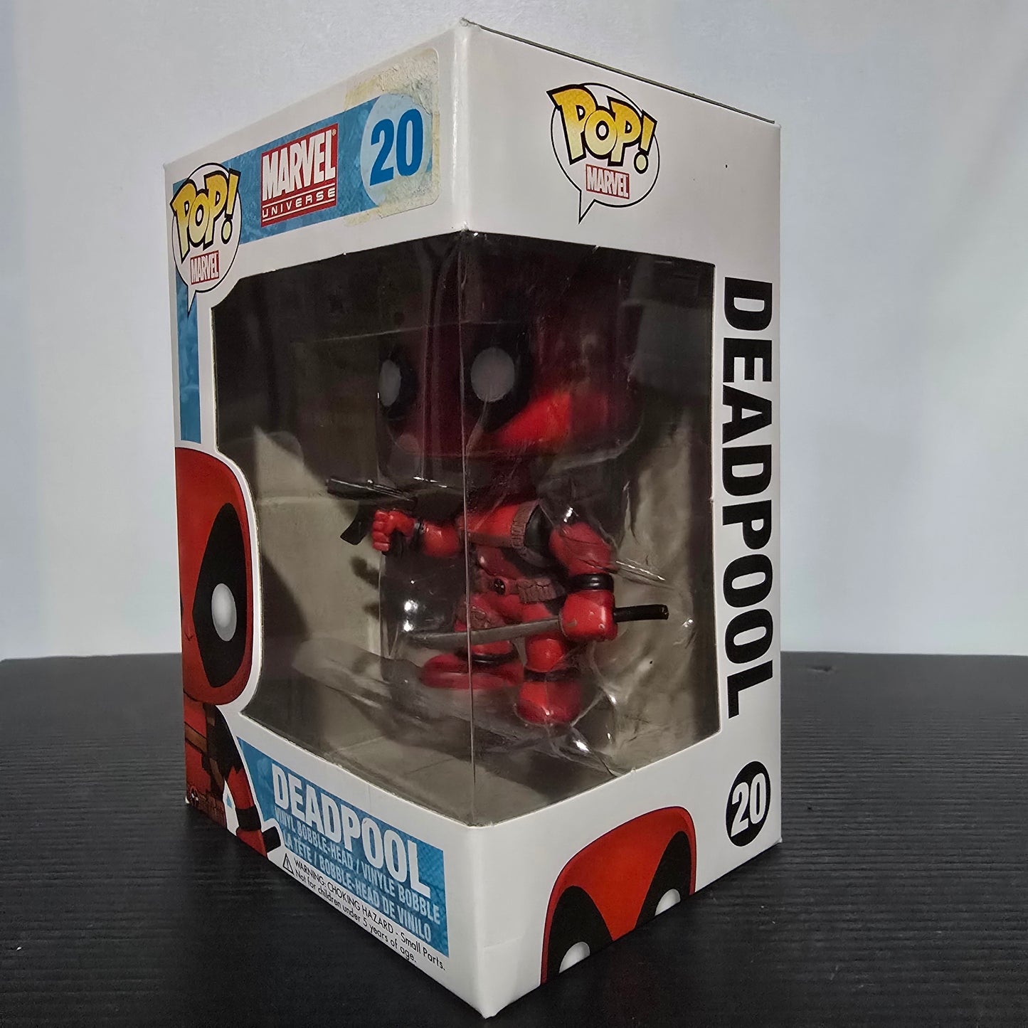 Funko Pop! Vinyl figure of Deadpool from the Marvel Universe, specifically Marvel Universe - Deadpool (20).